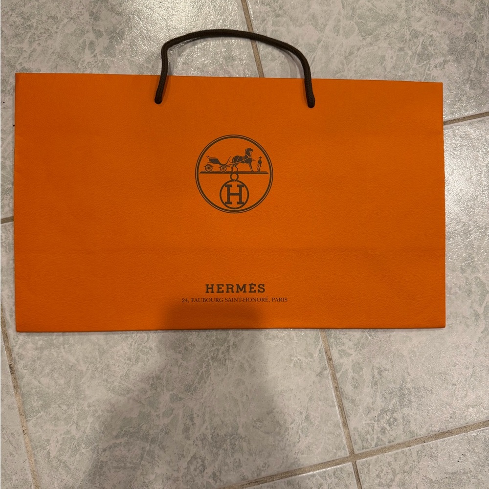 Designer Shopping Bags (Louis Vuitton, Hermes, Gucci, Dior)